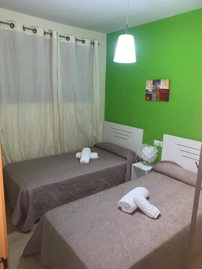 Apartamentos 16:9 Playa Suites Almeria Luaran gambar