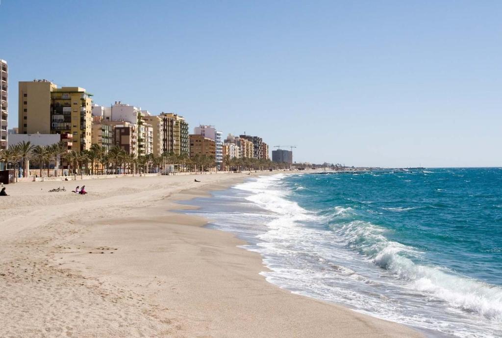 Apartamentos 16:9 Playa Suites Almeria Luaran gambar